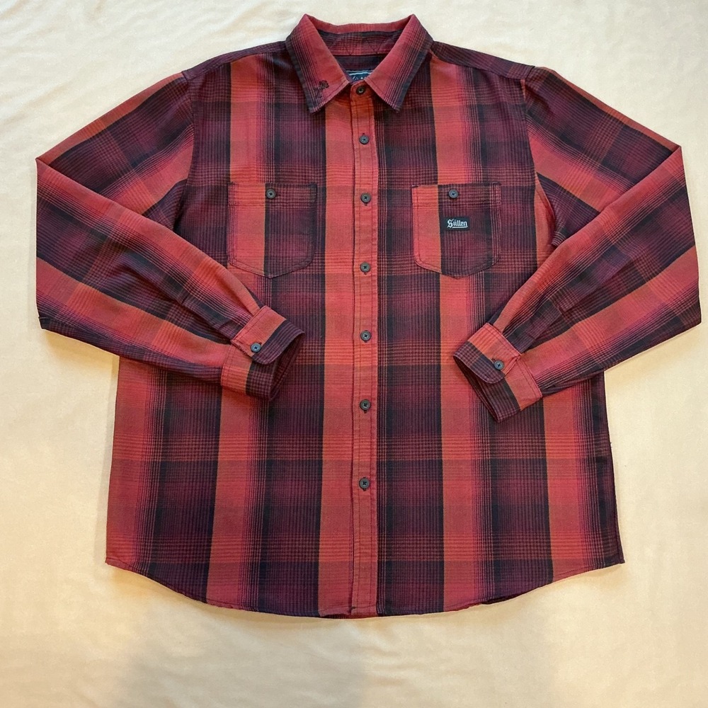 Sullen Art Collection Plaid Flannel Red/Black Button-up Embroidered‎ Collar Sz L